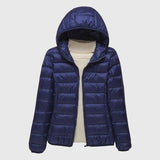 Donkerblauw met capuchon