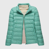 Turquoise met staande kraag
